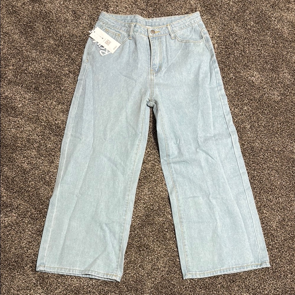 ROMWE Blue Boyfriend Jeans with Wide-Leg Cut